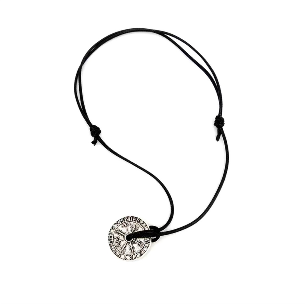 Viking Rune Compass Pendant - Picture 7 of 8